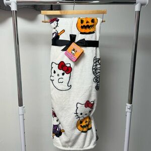 Hello Kitty Halloween Throw Blanket - Ghost, Mummy…